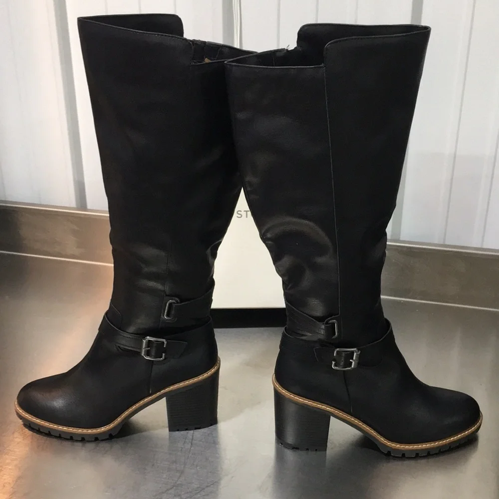 New WB Woman’s Sun + Stone Black Mid-Calf Leather Block Heel Boots